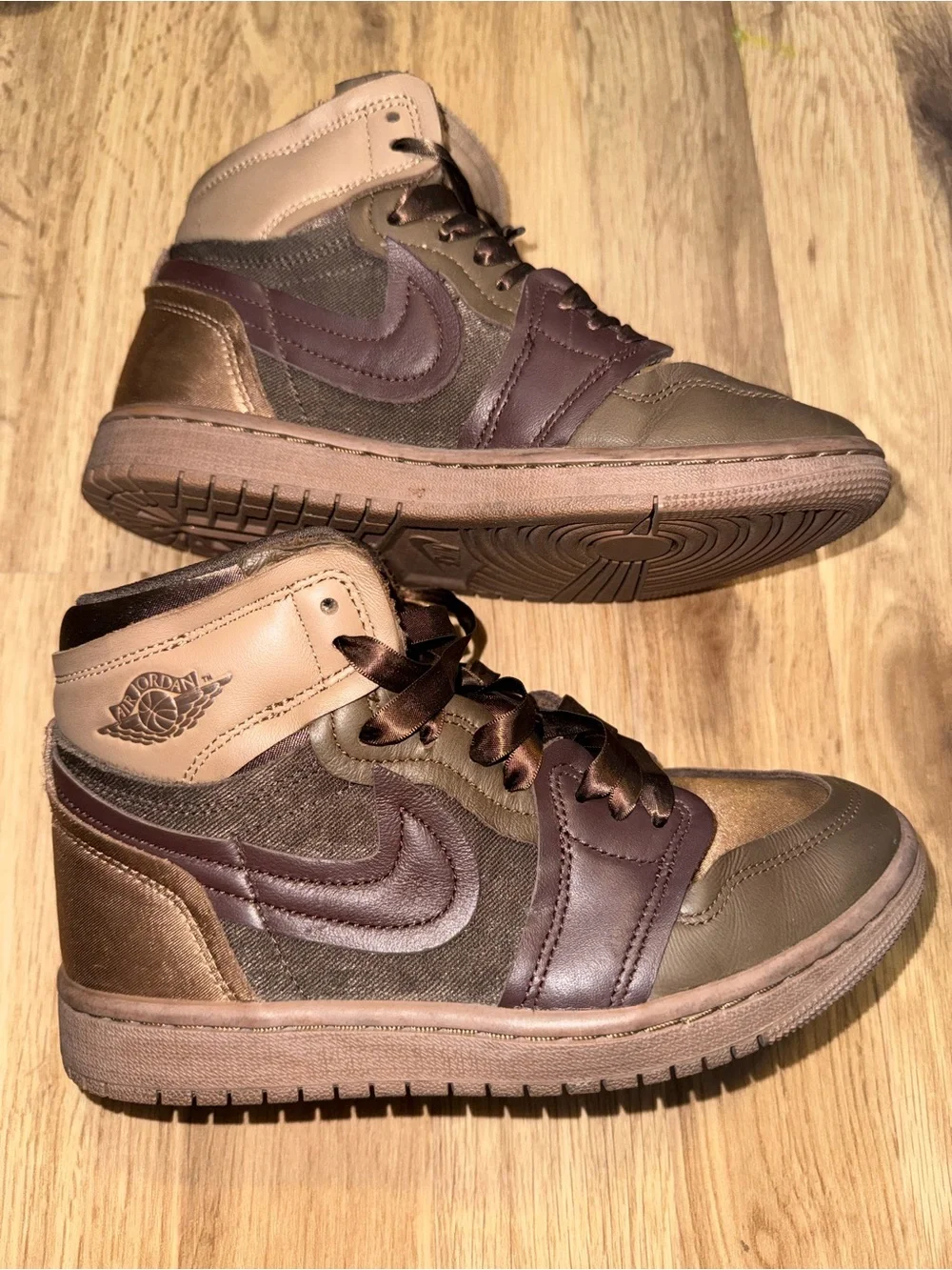 Nike Kids Brown and Tan High-Top Sneakers
